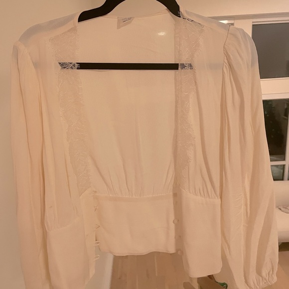 Aritzia Lace Blouse - Picture 2 of 2